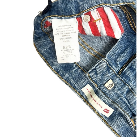 Girls Levi’s Blue Jean Shorts With American Flag Pockets - Size 6X - Picture 4 of 6
